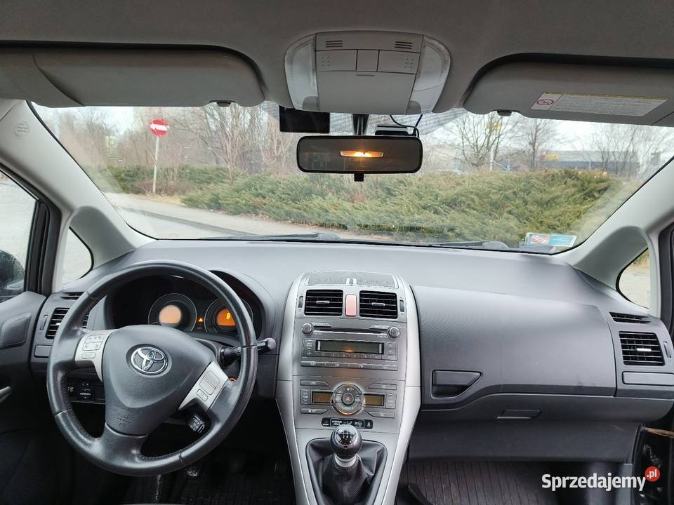 Toyota Auris 20 D4D klima hak czujniki wielkopolskie Poznań
