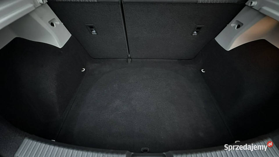 Seat Leon Benzyna Zarejestrowany Ubezpieczony sprzedam