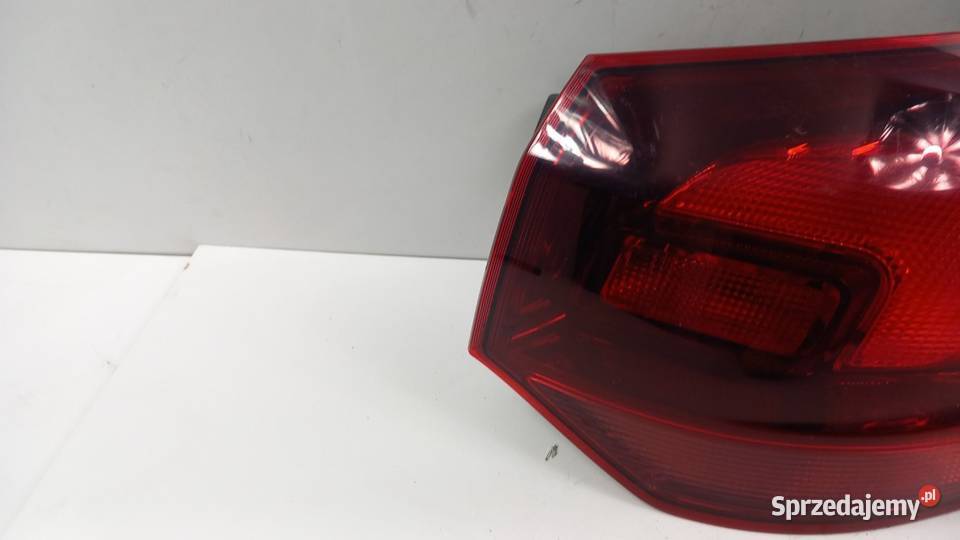 OPEL ASTRA J LIFT KOMBI LAMPA TYŁ PRAWA wielkopolskie Zbierkowo