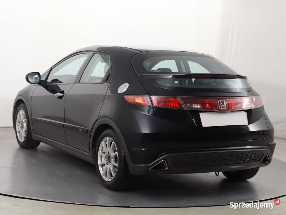 Honda Civic 18 i podgrzewane fotele