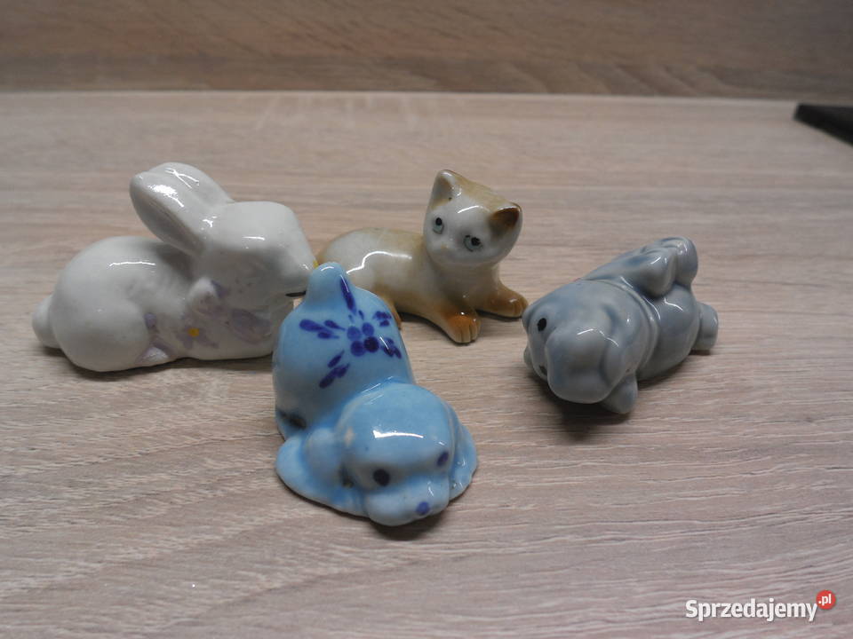 Figurki ceramiczne 4 miniatury Porcelana i szkło Raszków