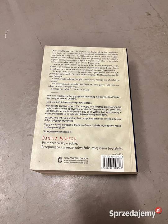 Danuta Wałęsa Marzenia i tajemnice książka mazowieckie Krzynowłoga Mała