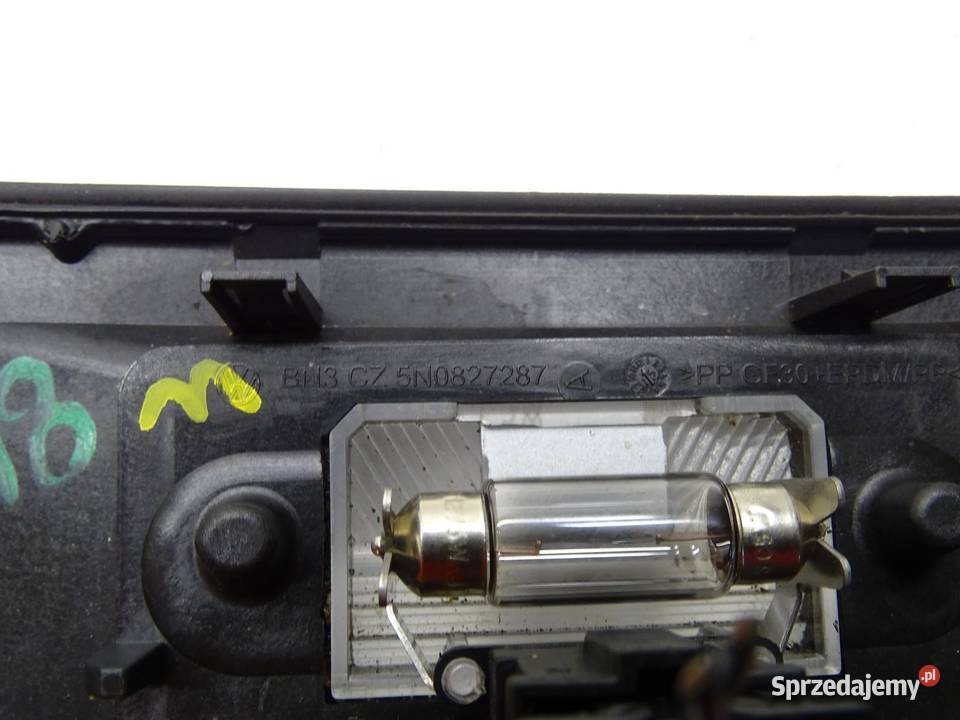 LISTWA BLENDA KLAPY BAGAŻNIKA TYŁ 5N0827287A VW