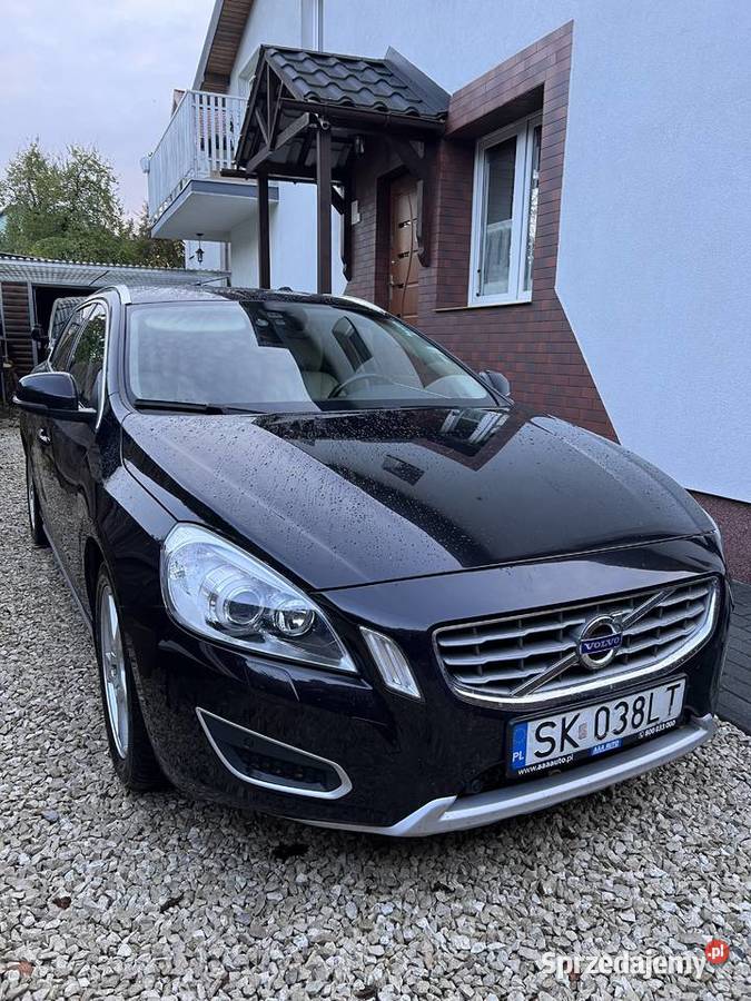 Volvo V60 D5 24 AWD Summum nowe opony i rozrząd nieuszkodzony Lublin