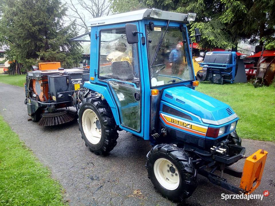 Iseki TU 318 4x4 18 wspomaganie tuz kabina 3 Świlcza