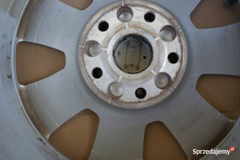 Alufelgi 8U0601025 oryginalne Audi 65Jx16 aluminiowe Nozdrzec