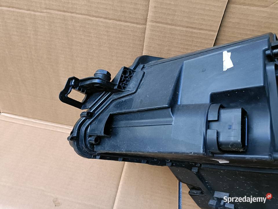 LAMPA PRAWA PRZÓD PRZEDNIA SKODA KAROQ FULL LED Drezdenko