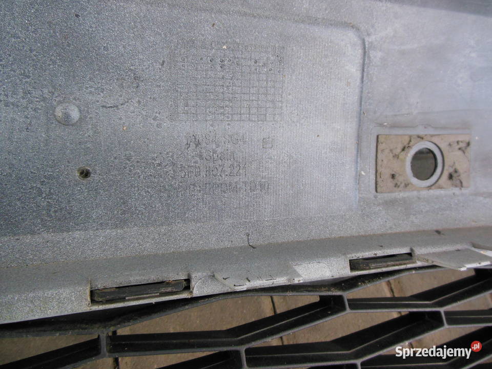 SEAT LEON III 5F0 ZDERZAK PRZEDNI 5F0807221 Kozy