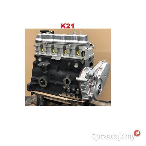 Silnik Nissan K21 z rozrządem i napędem pompy hydraulicznej
