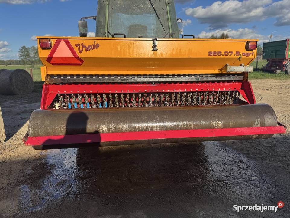Sprzedam siewnik do trawy Veredo