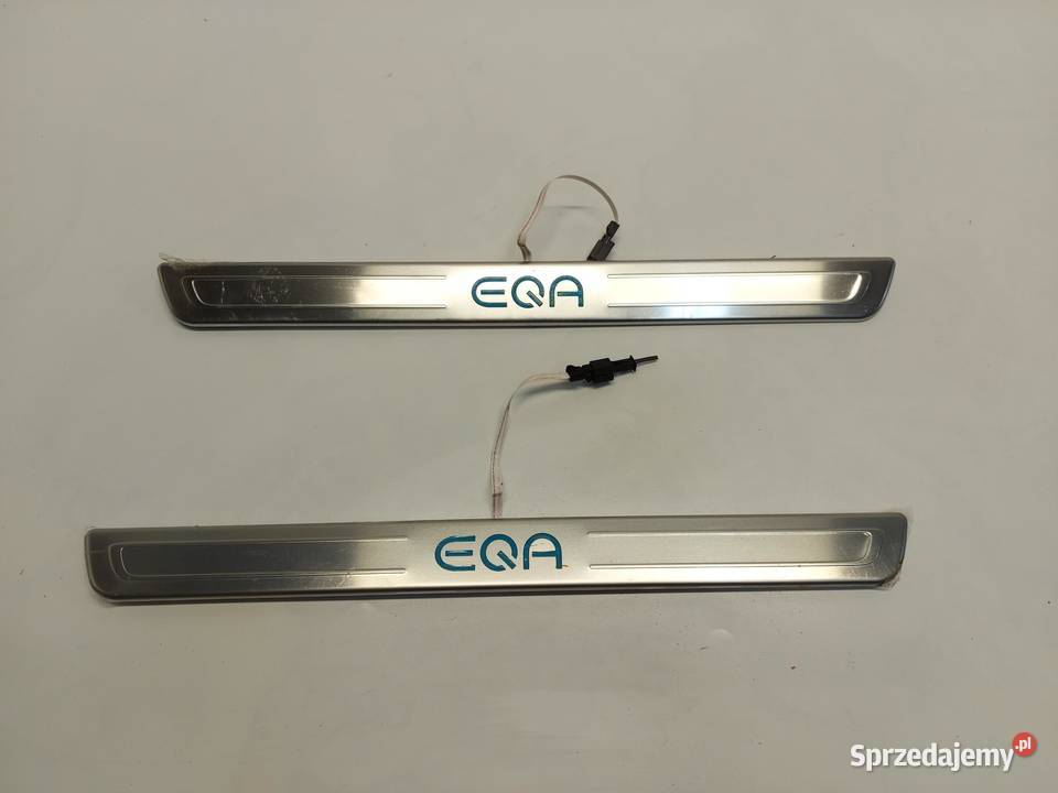 Mercedes EQA 250 W243 LISTWA PROGOWA PRAWA LEWA