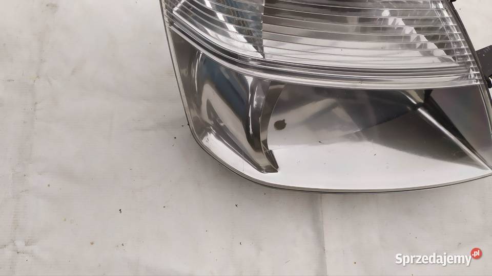 HONDA stream 2000 2001 2004 lampa prawa dolnośląskie Byków