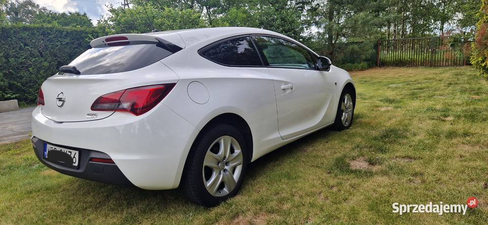 Opel Astra J GTC Wiejca
