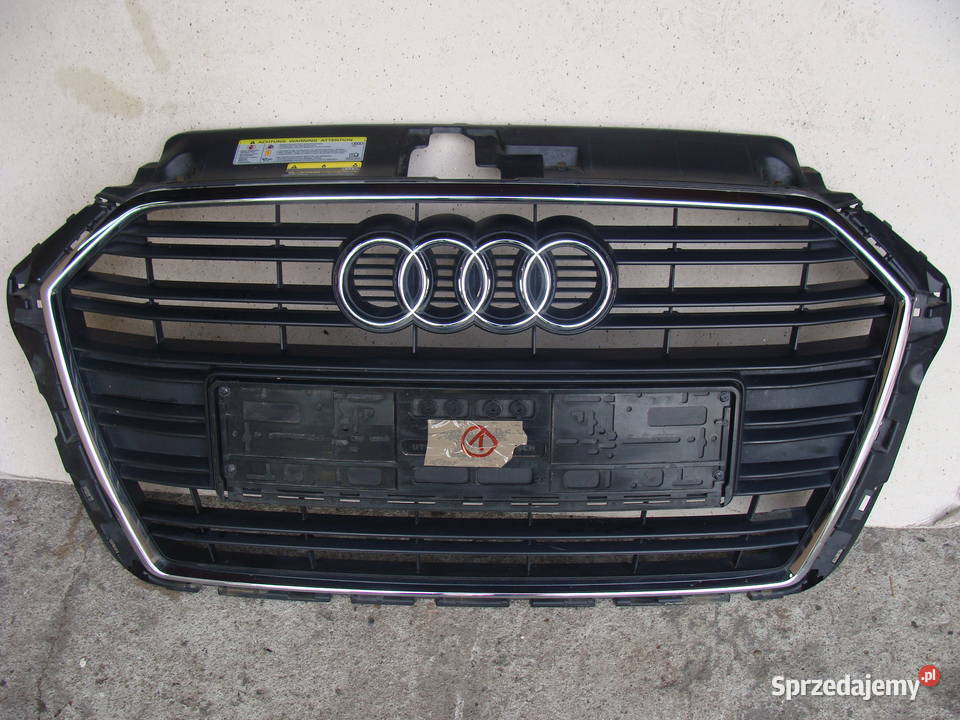AUDI A3 8V SLINE 1518r GRILL ATRAPA 8V3853651AA Karoseria Karoseria sprzedam