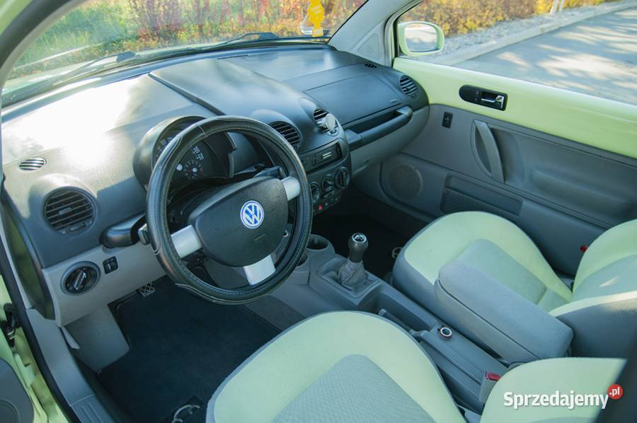 Volkswagen NewBettle 16 102 Klima Pod fotele