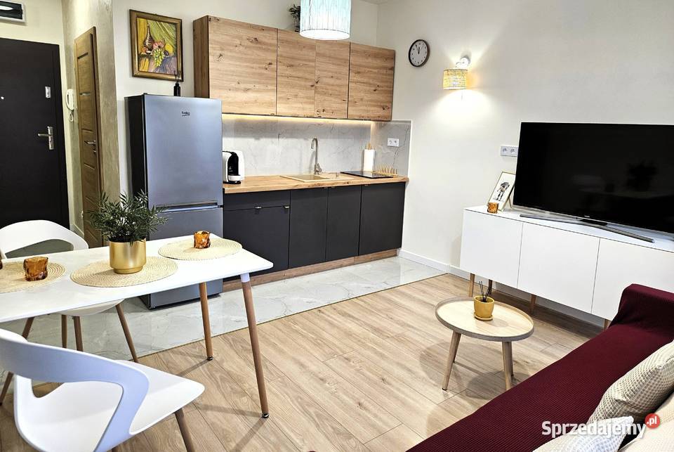 Apartament w KudowieZdroju 3 piętra i więcej Kudowa-Zdrój