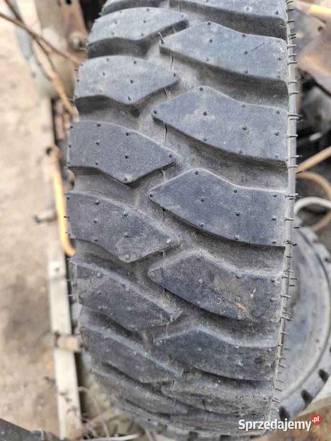 Opony do wózków widłowych 5008 25015 25x6 28x915 1cale Targoszyn