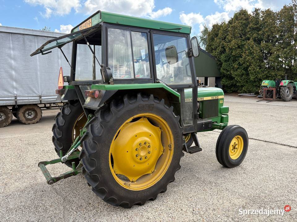 John Deere 1630
