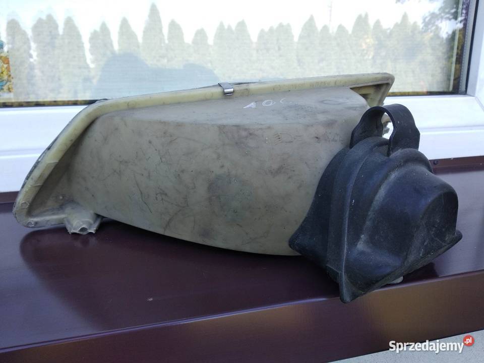 Peugeot 106 lampa przednia prawa reflektor przód Sieradz