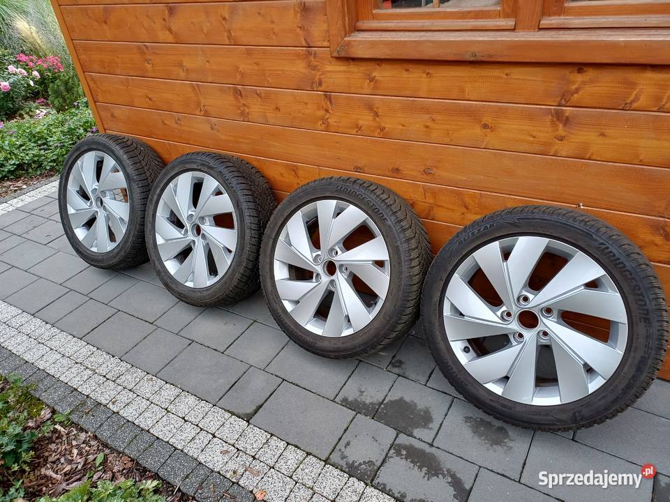 Koła zimowe VW Golf VIII 20550 R17 5x112 Średnica 17" Moszczanka