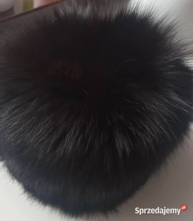 Czapka z lisa czarnanaturalne futro mazowieckie