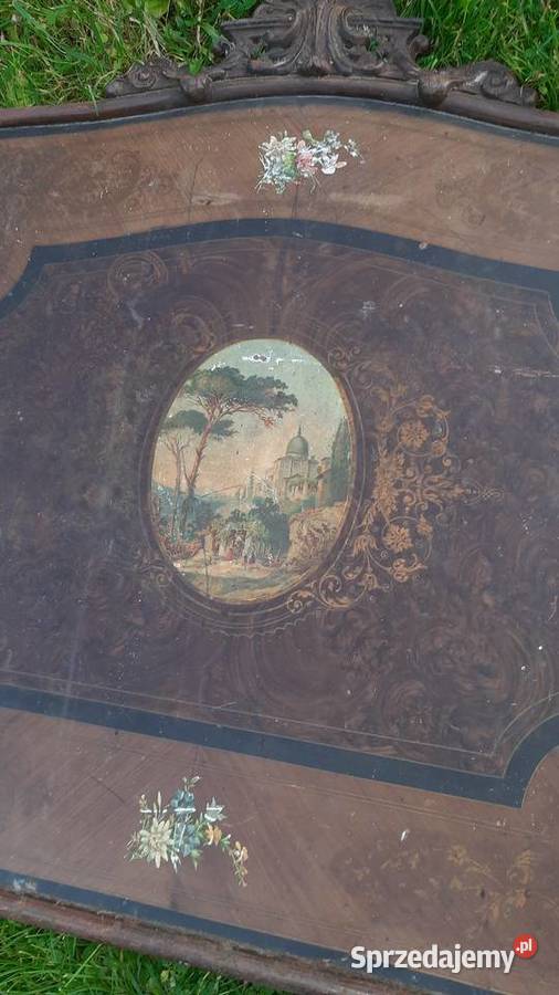 Zabytkowe łóżko z malowidłami antyk Brzozów