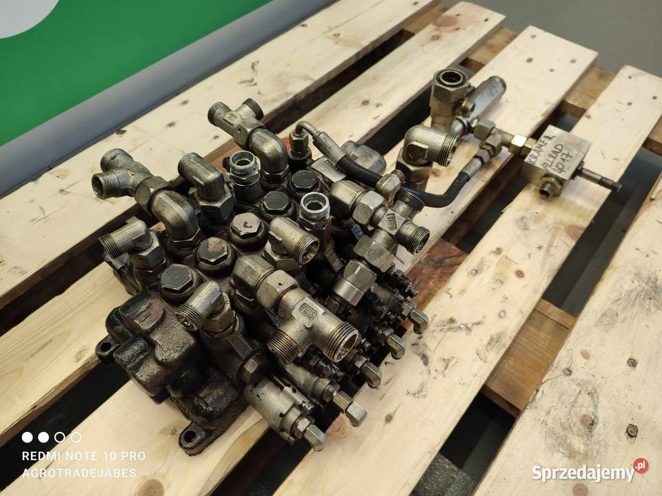 Rozdzielacz hydrauliczny Kramer Allrad 4017