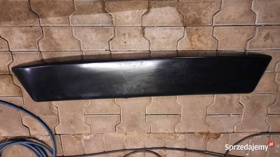 Golf 3 nakładka tylnej szyby Banie