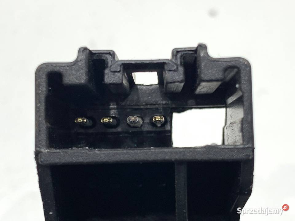 ZAMEK KLAPY TYŁ FORD FOCUS III Hatchback osobowe podkarpackie