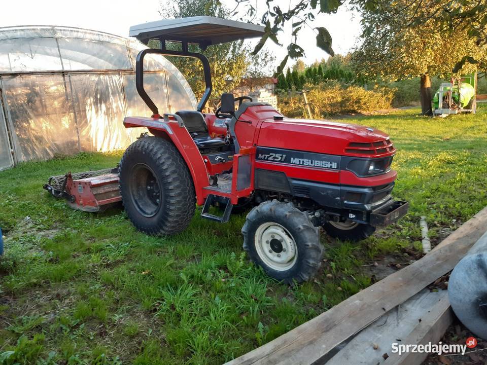 Ciągnik mini traktor ogrodniczy Mitsubishi Mt
