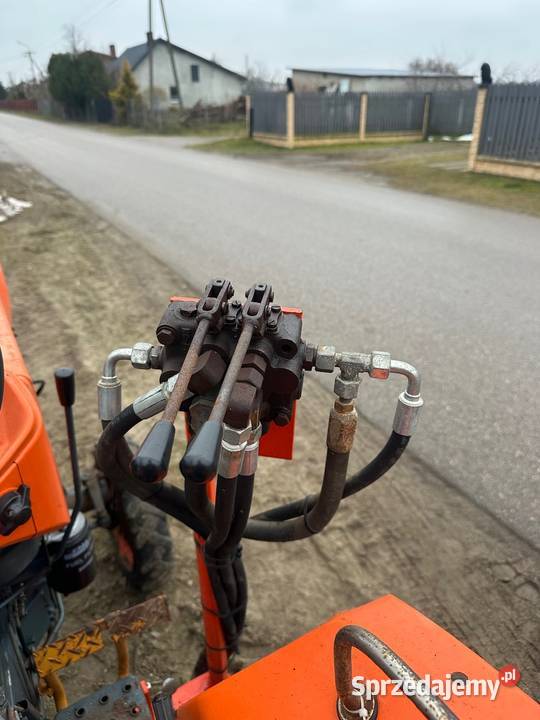 Mini ciągnik Kubota L175 Kuzie