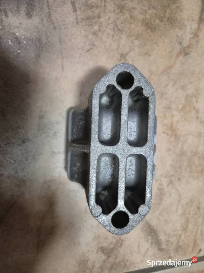 Wspornik kształtka Fiat 126 podstawa resoru Dąbrowa Górnicza