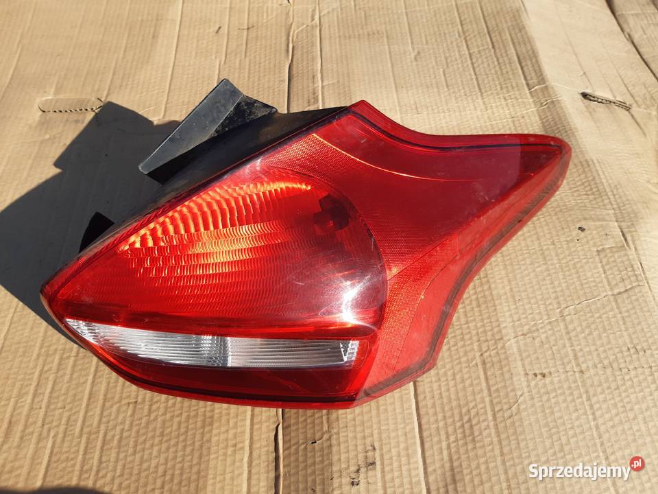 Focus MK3 Lift Lampa prawa tylna prawy tyl LED osobowe Oświetlenie mazowieckie Mińsk Mazowiecki