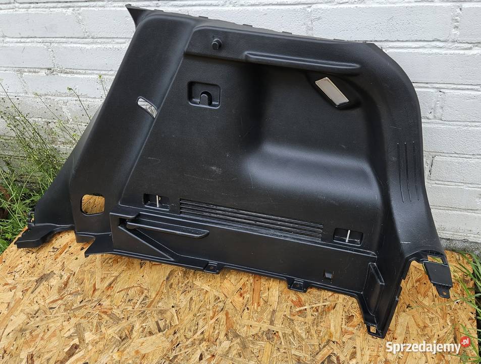 BOCZEK WYGUSZENIE BAGAŻNIKA PRAWY TYŁ KIA STONIC Warszawa