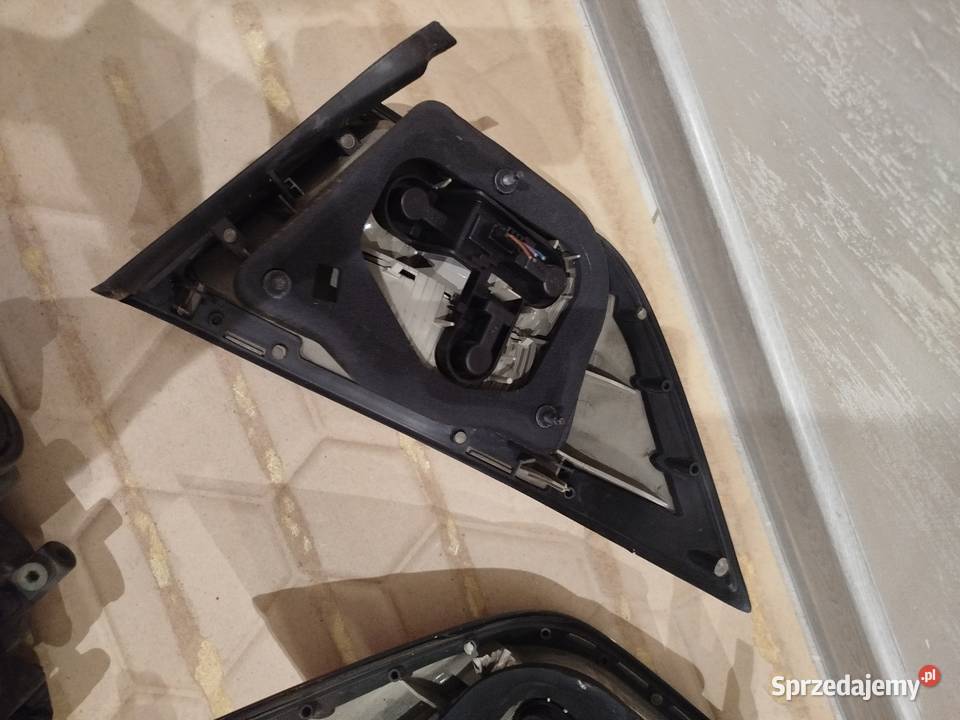 Lampa lewa tył Saab 93 lift sedan lewe sprzedam