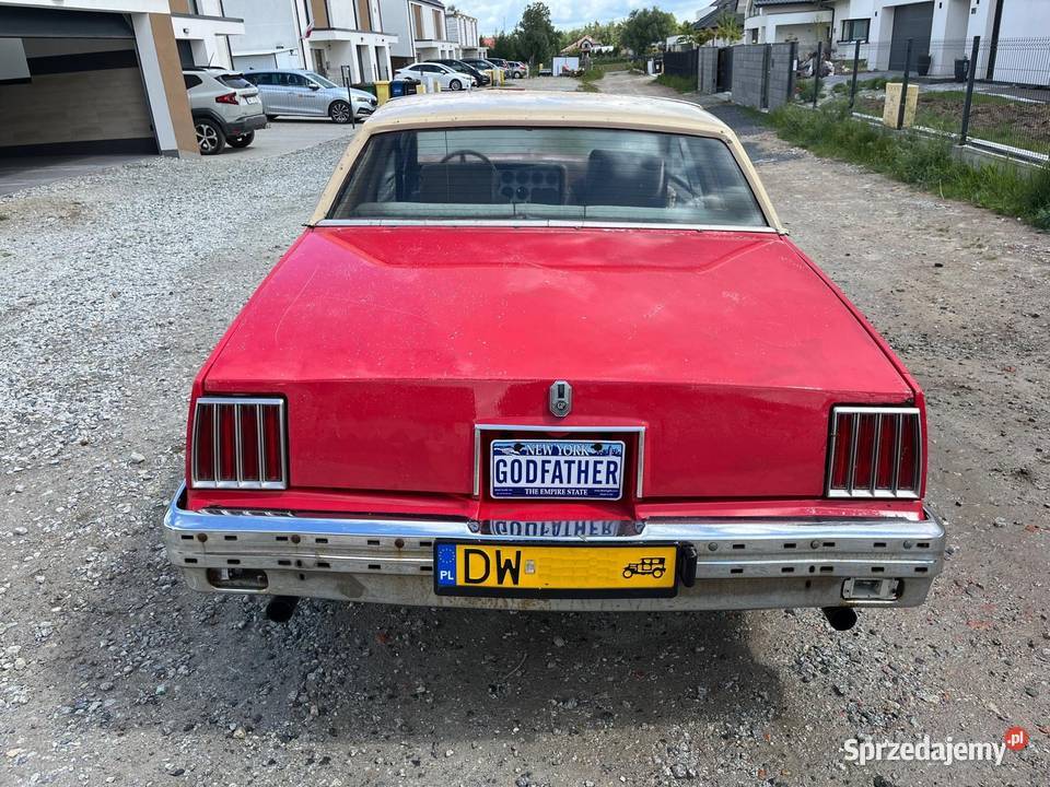 Pontiac Grand Prix 1979 zabytek do remontu Wrocław