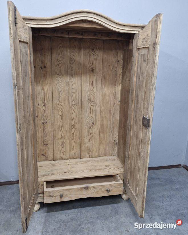 Dębowa szafa ludwikowska z Dolnego Śląska Marki