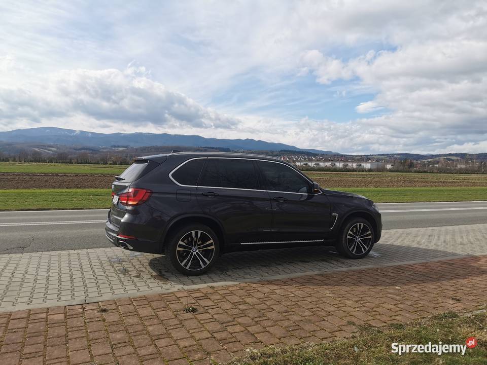 Sprzedam BMW X5 f15 30 diesel z 2014 roku wielofunkcyjna kierownica X5 małopolskie Nowy Sącz