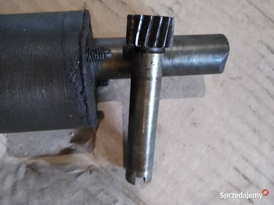 Junak m10 m07 pompa olejowa sprawna