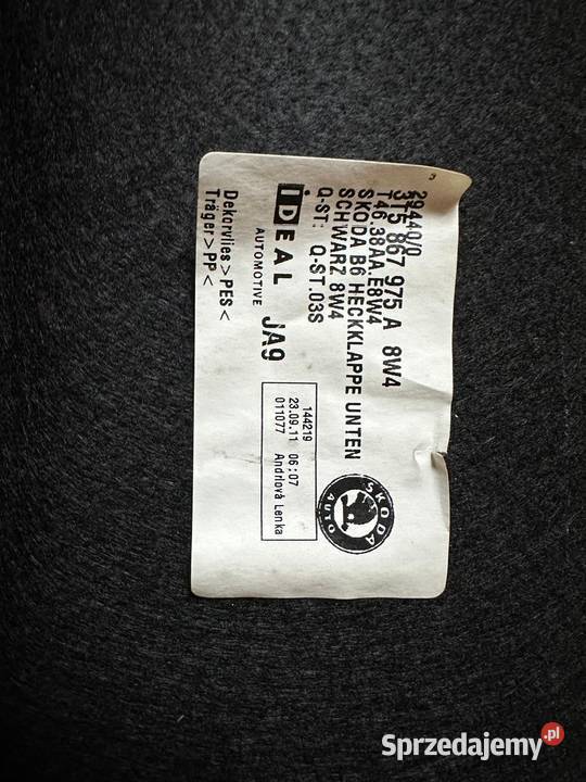 Tapicerka na bagażnik Skoda SuperB II 0813 Poznań