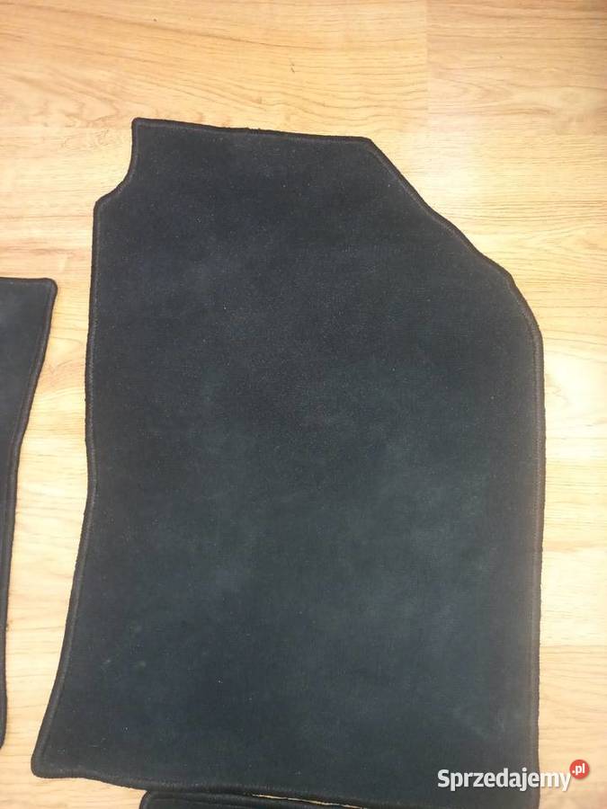 Dywaniki Toyota Corolla Sedan E21 welurowe Czeladź