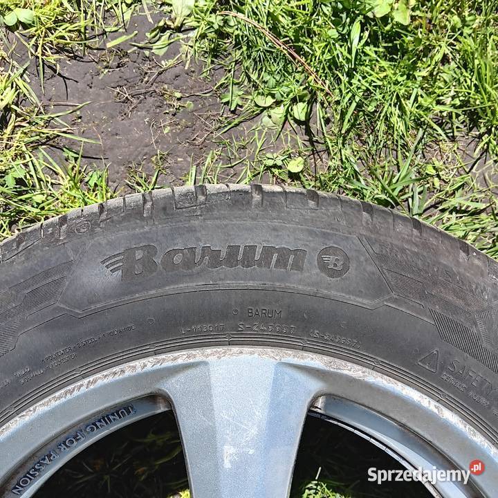 Zestaw felgi aluminiowe opony letnie 1756515 sprzedam