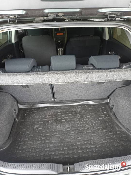 Toyota Auris 14 Diesel 90 koni isofix Ostrowiec Świętokrzyski