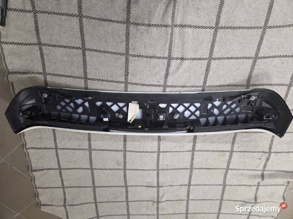 Spojler nakładka blenda klapy bagażnika sprzedam