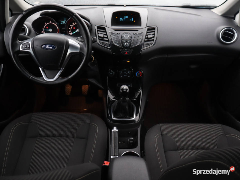 Ford Fiesta 15 TDCi niebieski