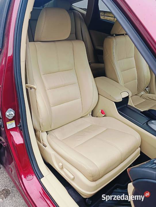 Honda Accord Crosstour 35 V6 2010 Zadbana wielofunkcyjna kierownica Trzcianka