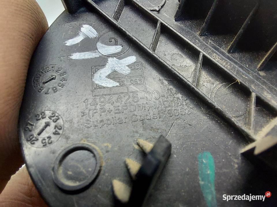 TESLA MODEL Y 2023r Zaślepka haka tył 149442600A