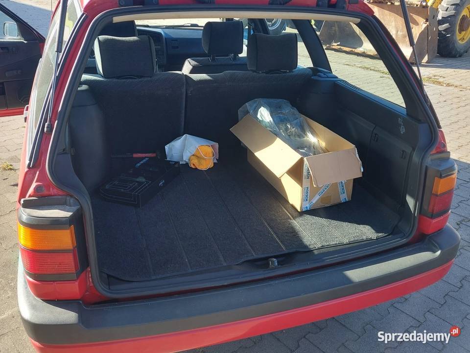 VW Passat B3 18 Pierwoszyno sprzedam