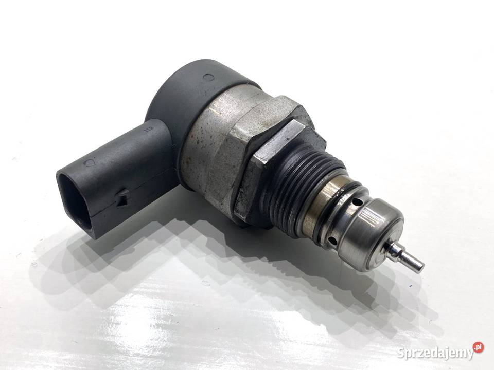 REGULATOR CIŚNIENIA PALIWA VW GOLF VII