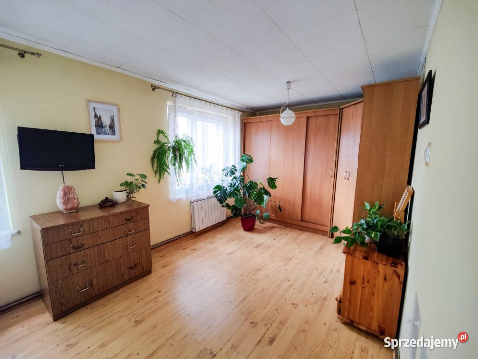 Urokliwy dom jednorodzinny z ogrodemTrzebnica Trzebnica